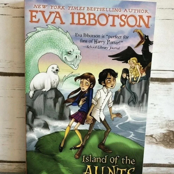 ISLAND OF THE AUNTS by Eva Ibbotson Paperback Book - Picture 1 of 6